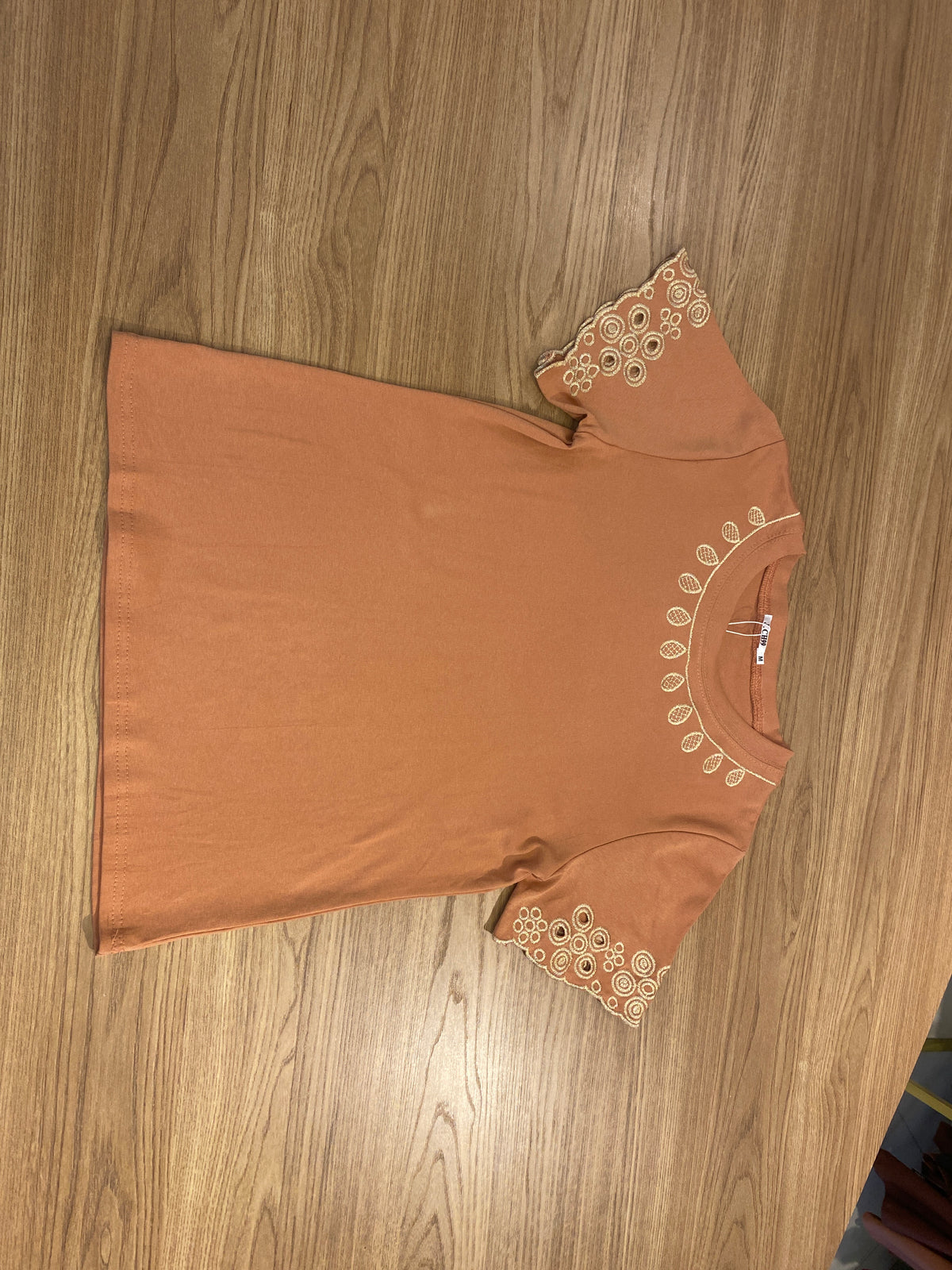 Blusa bordada M965