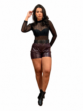Short em Couro costura