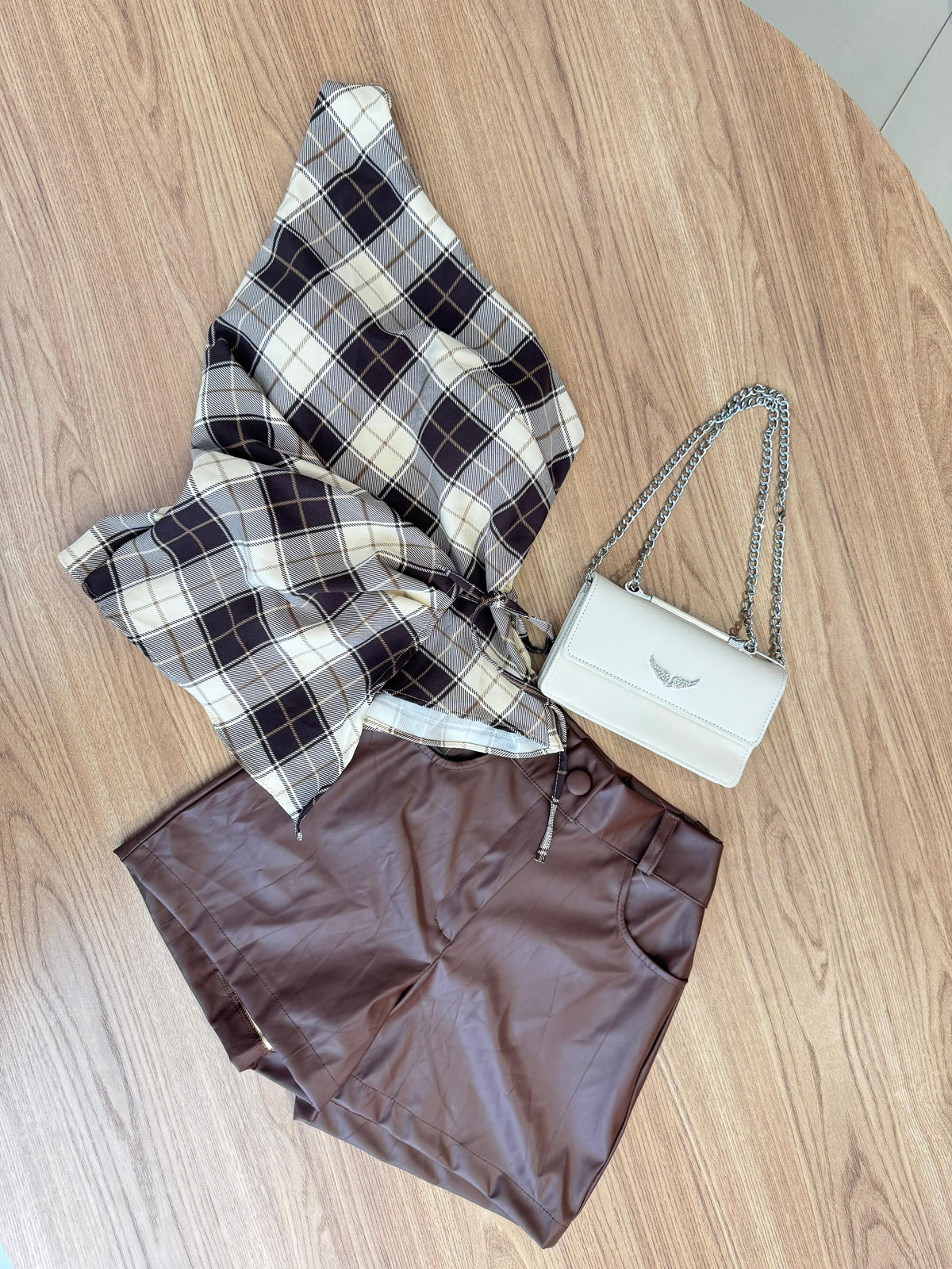 Blusa xadrez alça única