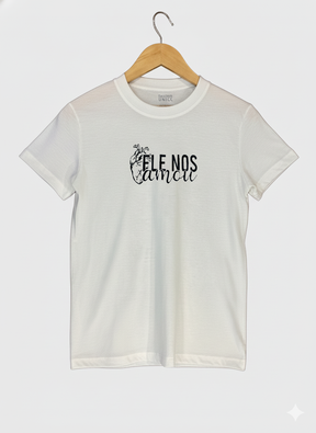 T-Shirt Ele Nos Amou