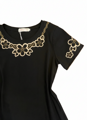 Blusa Bordada F6157