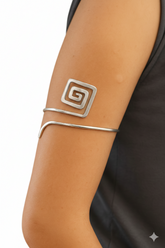 Bracelete Geométrico Quadrado Espiral 9462