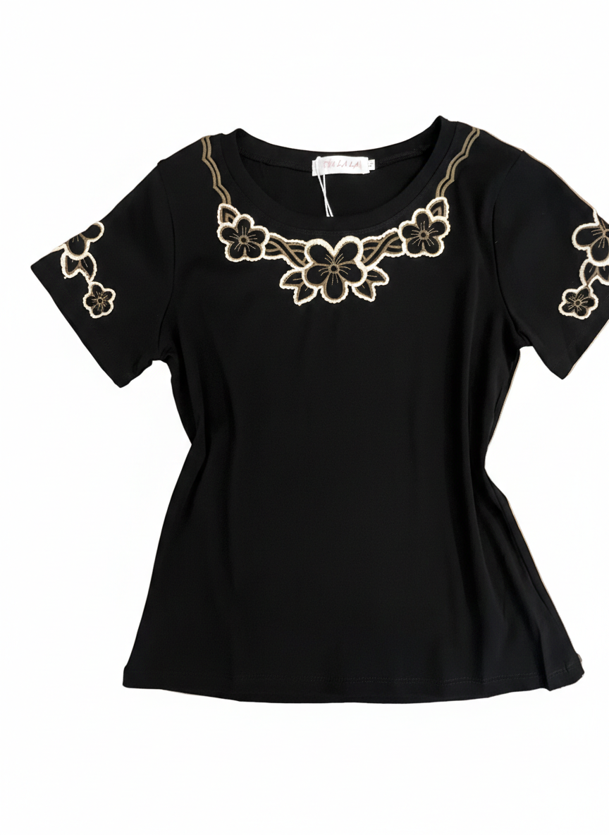 Blusa Bordada F6157