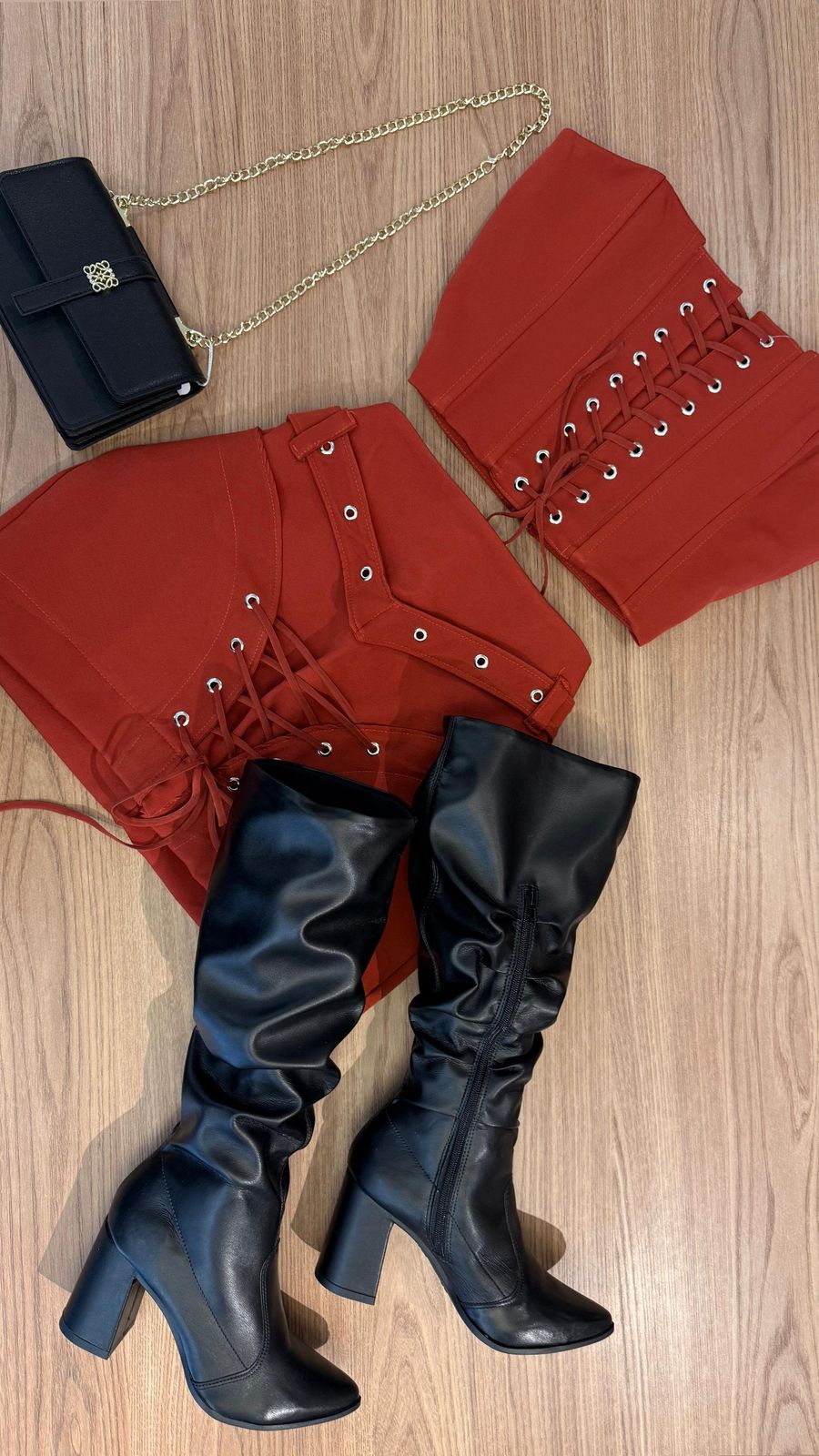 Conjunto corselet e saia c/ amarração