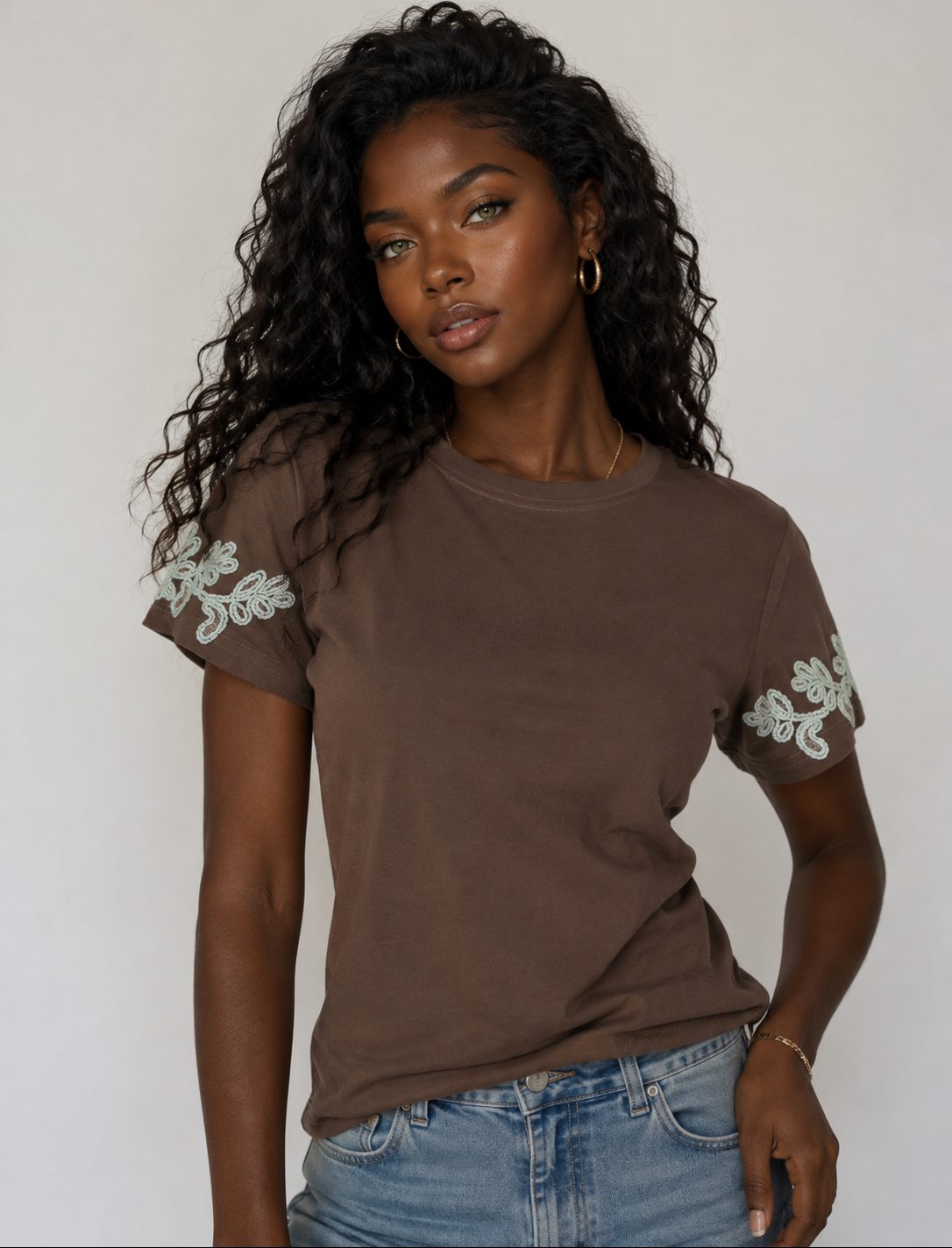 Blusa Bordada H25034